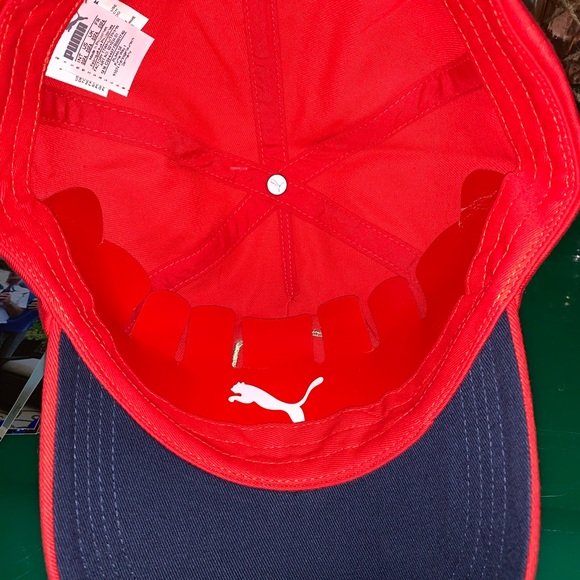 Puma Arsenal SnapBack Hat . BRAND NEW NEVER WORN - Picture 4 of 4